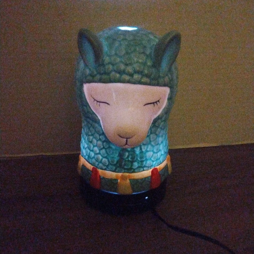 Llama Ceramic Ultrasonic Diffuser